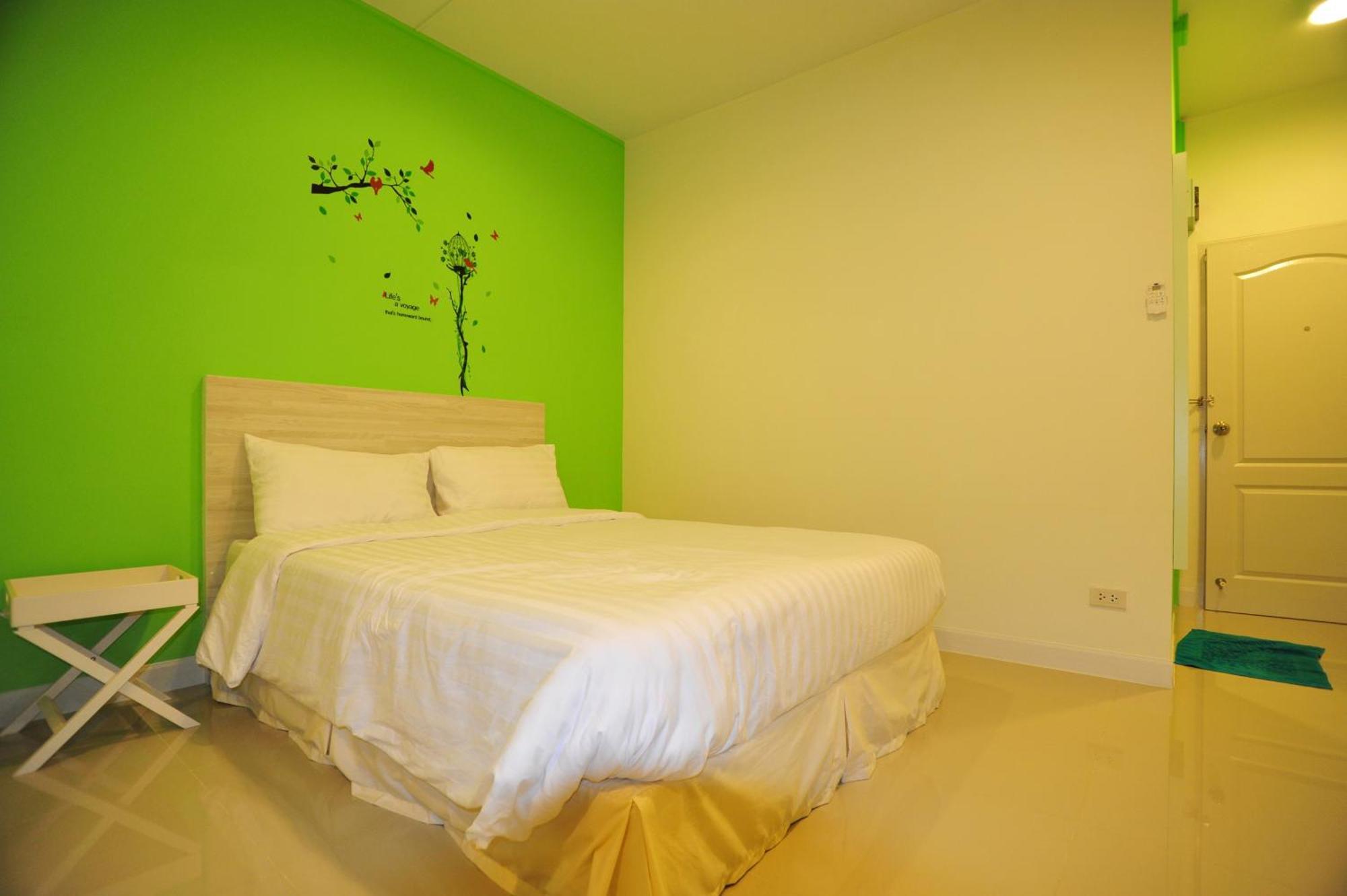 Hotel The Garden Living à Bangkok Extérieur photo